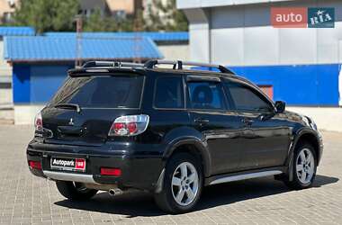Внедорожник / Кроссовер Mitsubishi Outlander 2006 в 