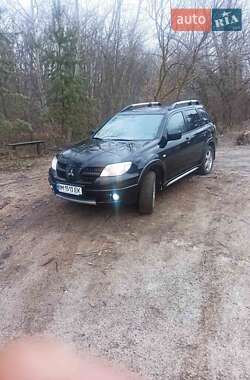 Внедорожник / Кроссовер Mitsubishi Outlander 2007 в 
