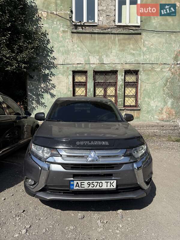 Mitsubishi Outlander 2017
