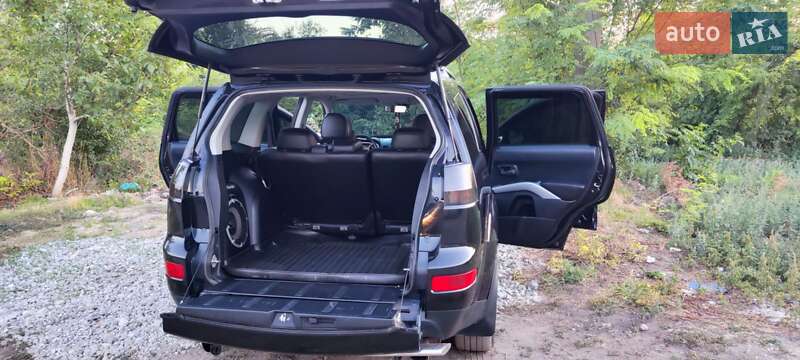 Внедорожник / Кроссовер Mitsubishi Outlander 2009 в Кривом Роге фото 24 Внедорожник / Кроссовер Mitsubishi Outlander 2009 в Кривом Роге