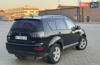 Внедорожник / Кроссовер Mitsubishi Outlander 2008 в 