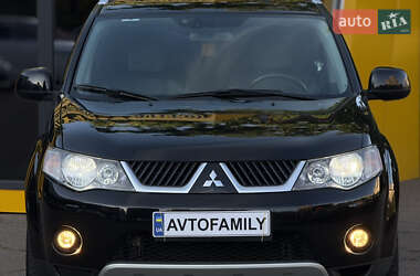 Внедорожник / Кроссовер Mitsubishi Outlander 2008 в 