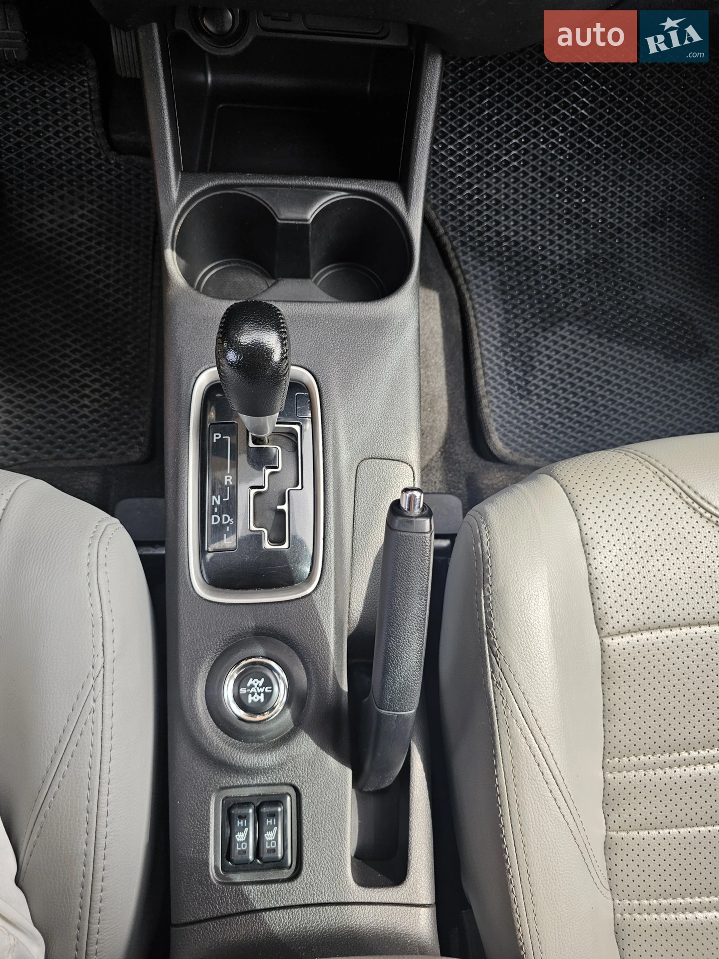 2015 Mitsubishi Outlander - мініатюра 24