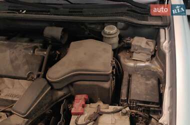 Внедорожник / Кроссовер Mitsubishi Outlander 2008 в 
