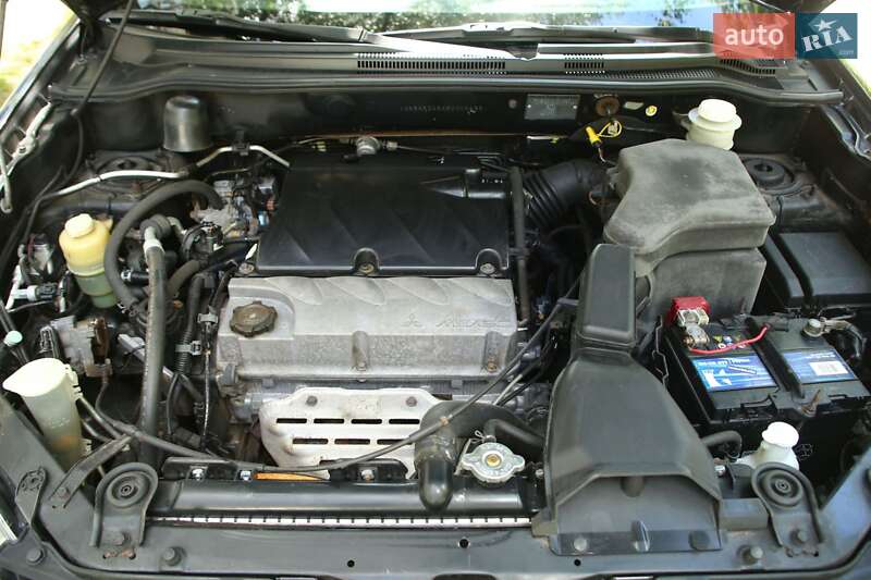 Внедорожник / Кроссовер Mitsubishi Outlander 2008 в Киеве