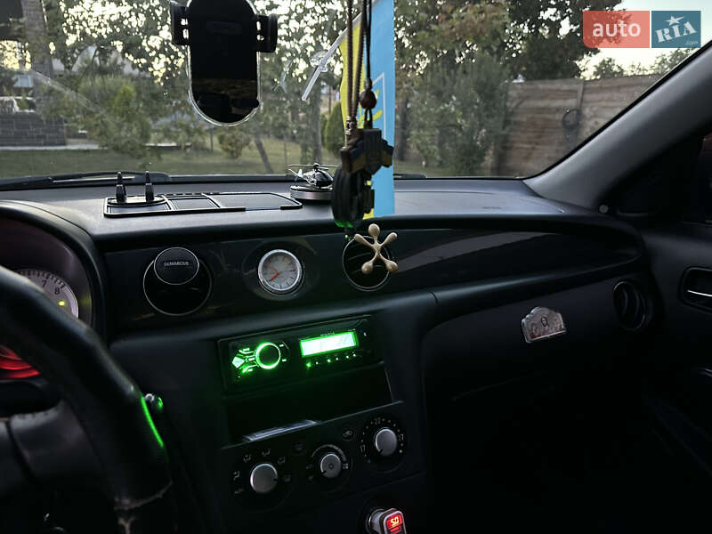 Внедорожник / Кроссовер Mitsubishi Outlander 2008 в Десне