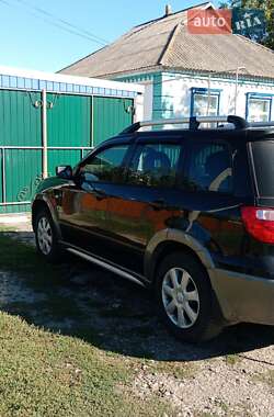 Внедорожник / Кроссовер Mitsubishi Outlander 2005 в 