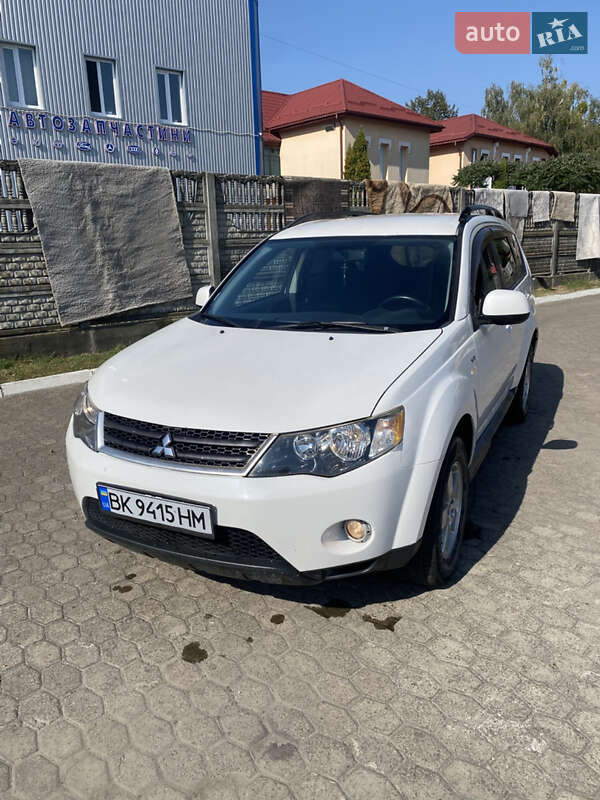 Mitsubishi Outlander 2009