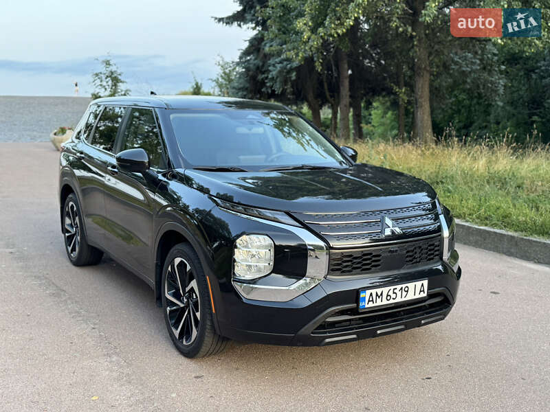 Позашляховик / Кросовер Mitsubishi Outlander 2022 в Житомирі фото 9 Позашляховик / Кросовер Mitsubishi Outlander 2022 в Житомирі