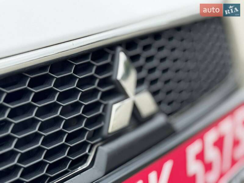 Внедорожник / Кроссовер Mitsubishi Outlander 2011 в Дрогобыче