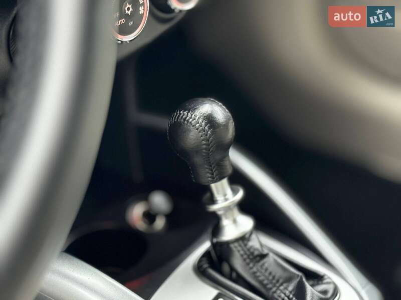 Внедорожник / Кроссовер Mitsubishi Outlander 2011 в Дрогобыче