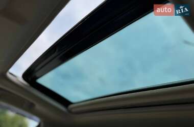 Внедорожник / Кроссовер Mitsubishi Outlander 2011 в 