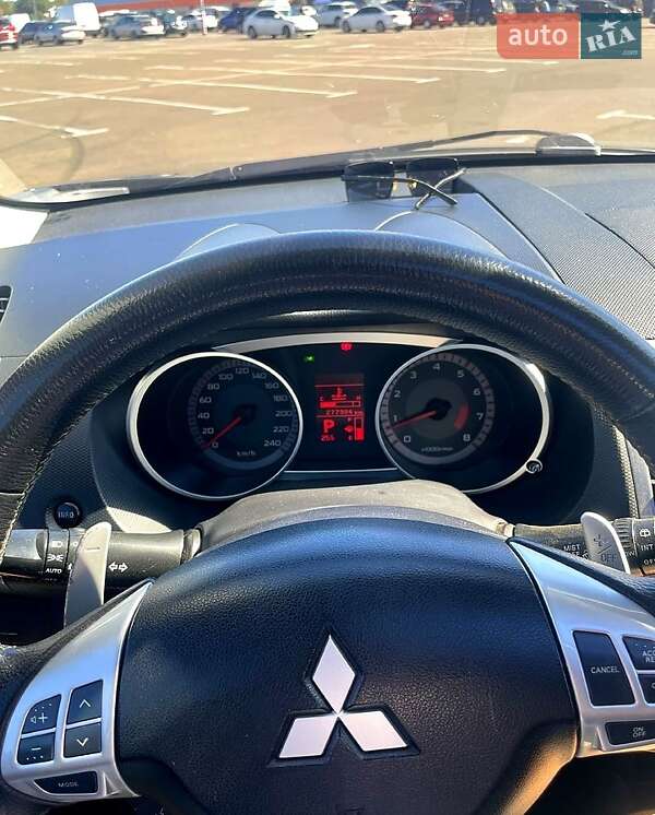Внедорожник / Кроссовер Mitsubishi Outlander 2007 в Одессе