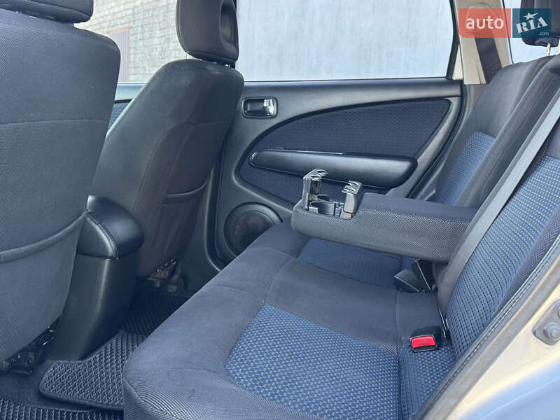 Внедорожник / Кроссовер Mitsubishi Outlander 2007 в Ровно