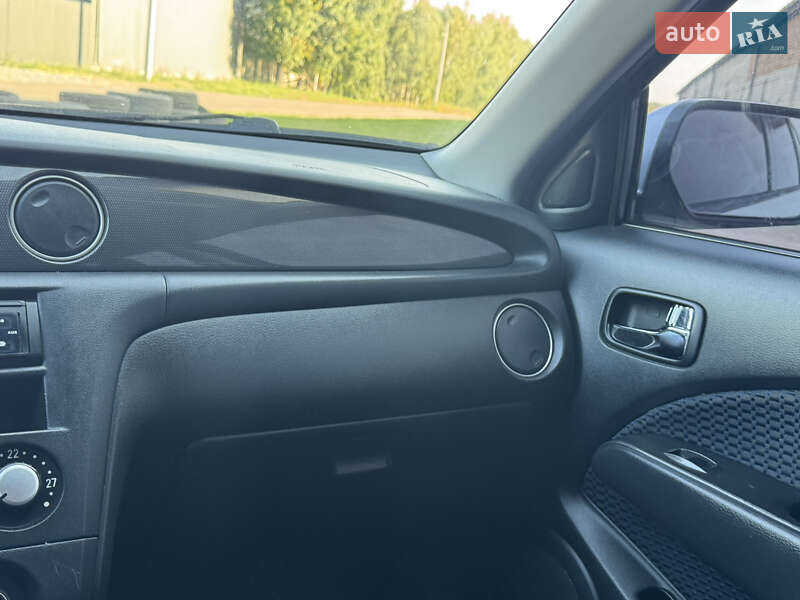 Внедорожник / Кроссовер Mitsubishi Outlander 2007 в Ровно