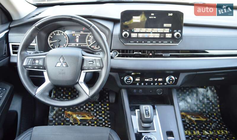 Позашляховик / Кросовер Mitsubishi Outlander 2021 в Одесі