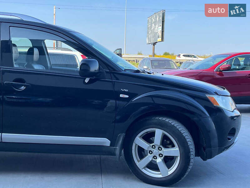 Позашляховик / Кросовер Mitsubishi Outlander 2007 в Львові