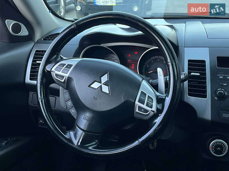 Позашляховик / Кросовер Mitsubishi Outlander 2007 в Львові