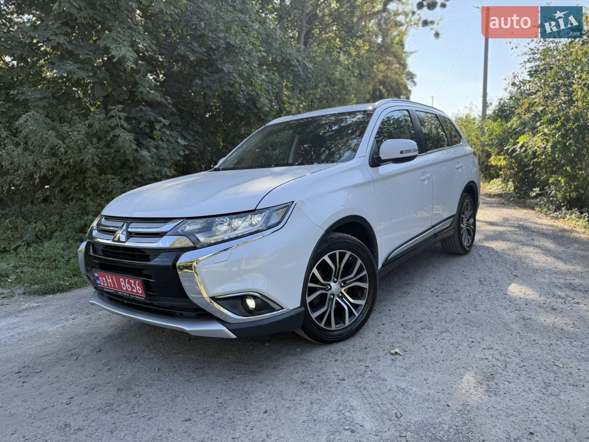 2016 Mitsubishi Outlander - мініатюра 11