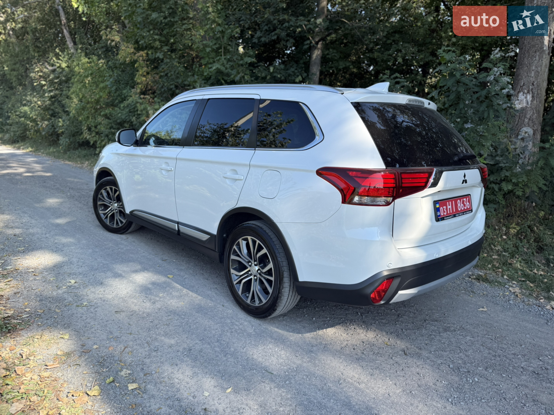 2016 Mitsubishi Outlander - мініатюра 15