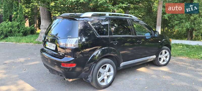 Позашляховик / Кросовер Mitsubishi Outlander 2008 в Дубні
