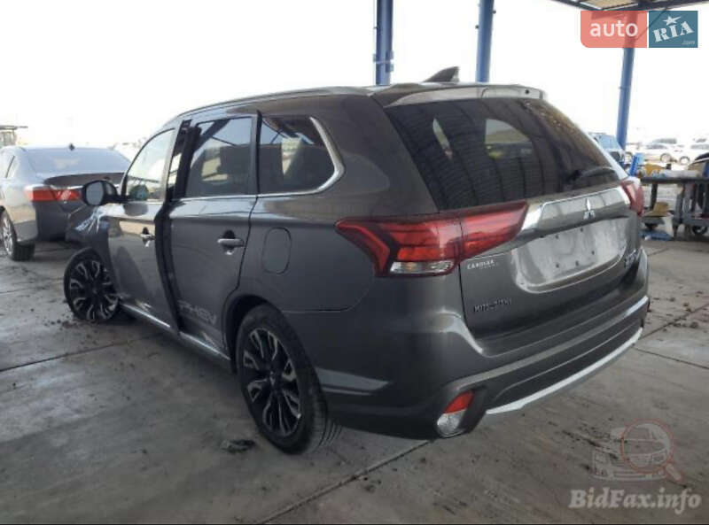 Внедорожник / Кроссовер Mitsubishi Outlander 2018 в Виннице