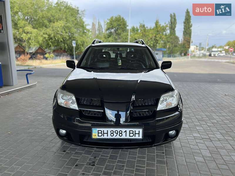 Внедорожник / Кроссовер Mitsubishi Outlander 2007 в Николаеве