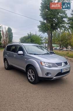 Внедорожник / Кроссовер Mitsubishi Outlander 2006 в 