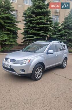 Внедорожник / Кроссовер Mitsubishi Outlander 2006 в Николаеве