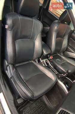 Внедорожник / Кроссовер Mitsubishi Outlander 2008 в 