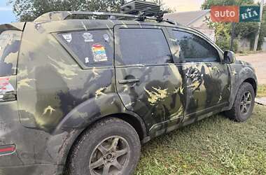 Внедорожник / Кроссовер Mitsubishi Outlander 2009 в 