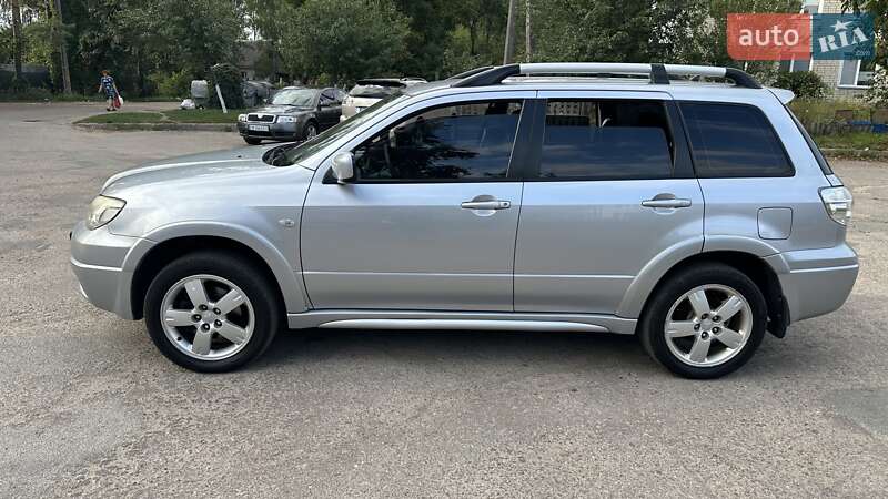 Позашляховик / Кросовер Mitsubishi Outlander 2007 в Чернігові фото 3 Позашляховик / Кросовер Mitsubishi Outlander 2007 в Чернігові