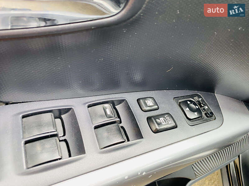 Внедорожник / Кроссовер Mitsubishi Outlander 2008 в Харькове