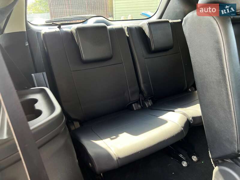 Внедорожник / Кроссовер Mitsubishi Outlander 2013 в Киеве