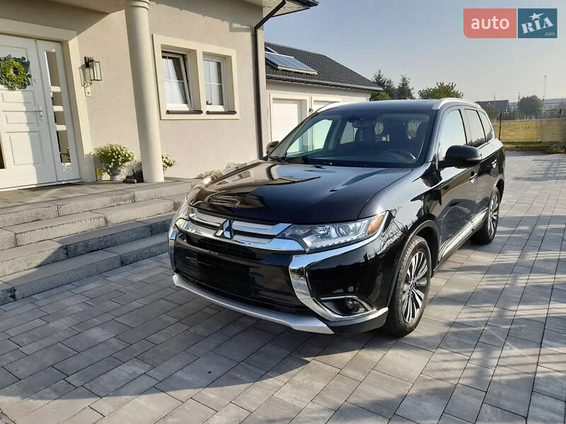 Mitsubishi Outlander 2017