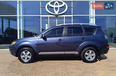 Внедорожник / Кроссовер Mitsubishi Outlander 2008 в 
