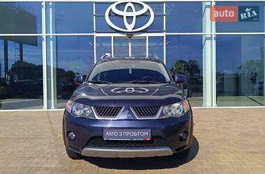Внедорожник / Кроссовер Mitsubishi Outlander 2008 в 