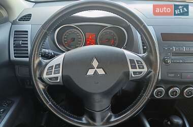 Внедорожник / Кроссовер Mitsubishi Outlander 2008 в 