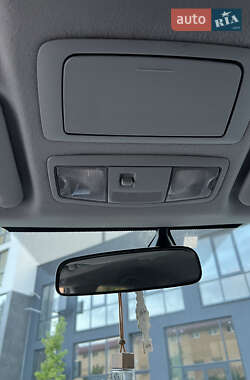 Внедорожник / Кроссовер Mitsubishi Outlander 2009 в 