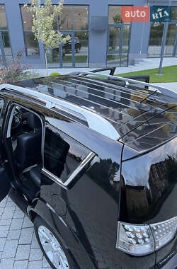 Внедорожник / Кроссовер Mitsubishi Outlander 2009 в 