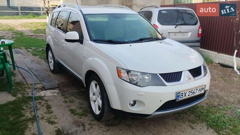 Позашляховик / Кросовер Mitsubishi Outlander 2008 в Кам'янець-Подільському