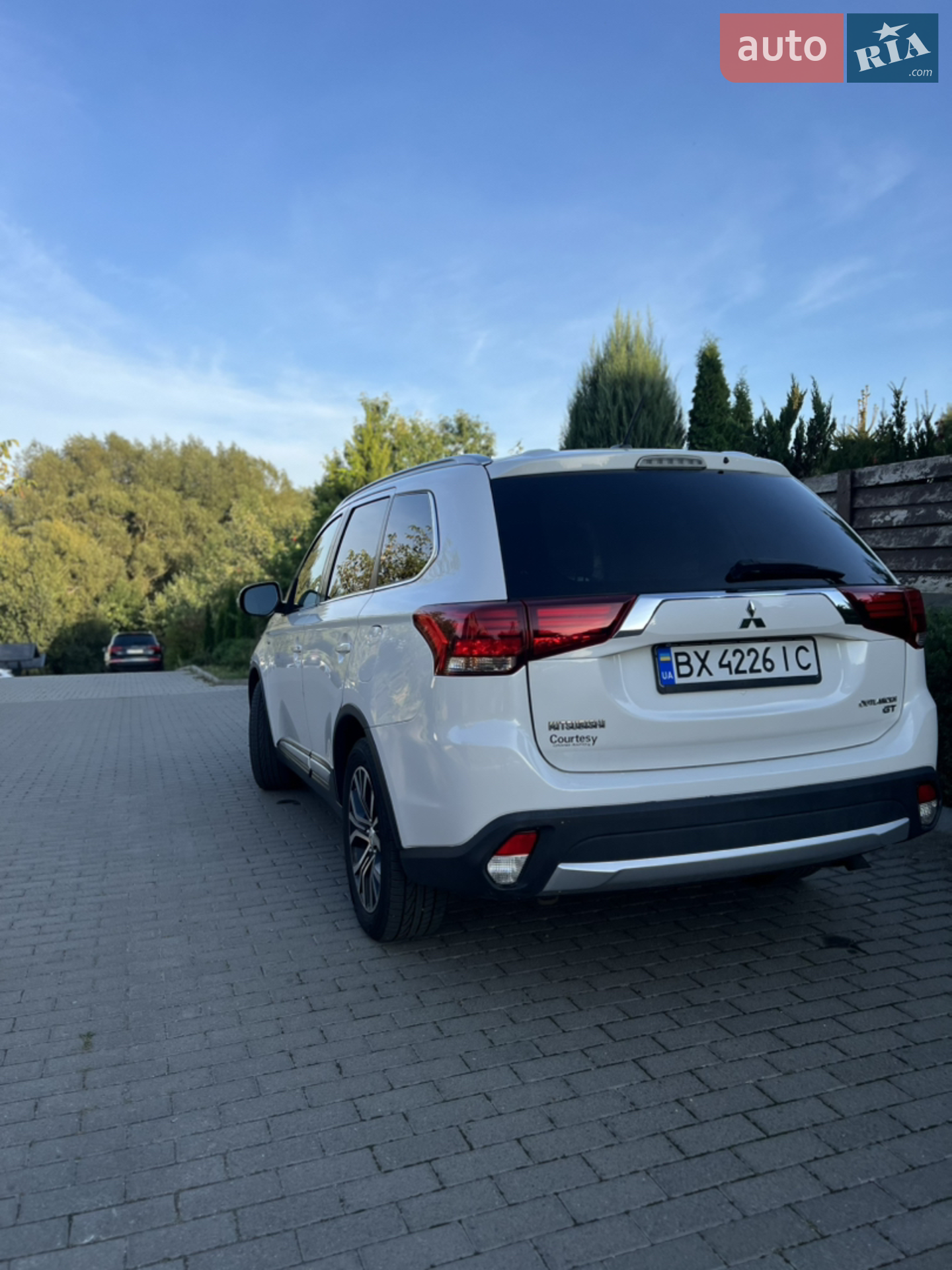 2015 Mitsubishi Outlander - мініатюра 16