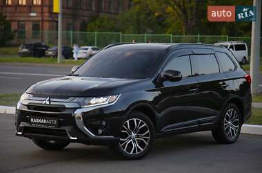 Внедорожник / Кроссовер Mitsubishi Outlander 2018 в Харькове