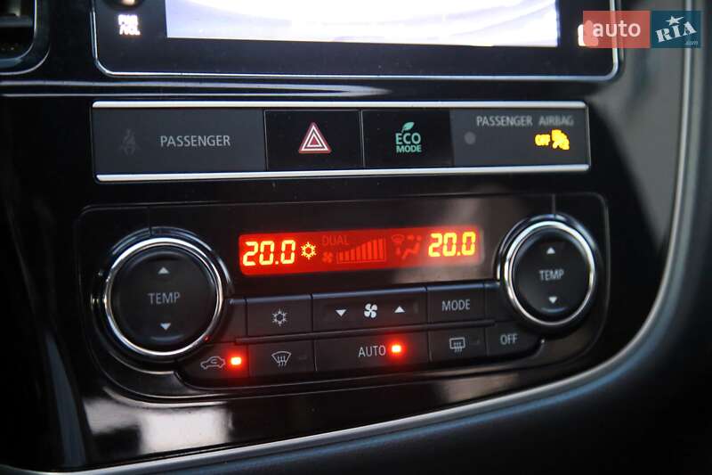 Внедорожник / Кроссовер Mitsubishi Outlander 2018 в Харькове