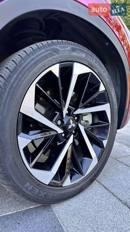 Внедорожник / Кроссовер Mitsubishi Outlander 2023 в Днепре фото 31 Внедорожник / Кроссовер Mitsubishi Outlander 2023 в Днепре
