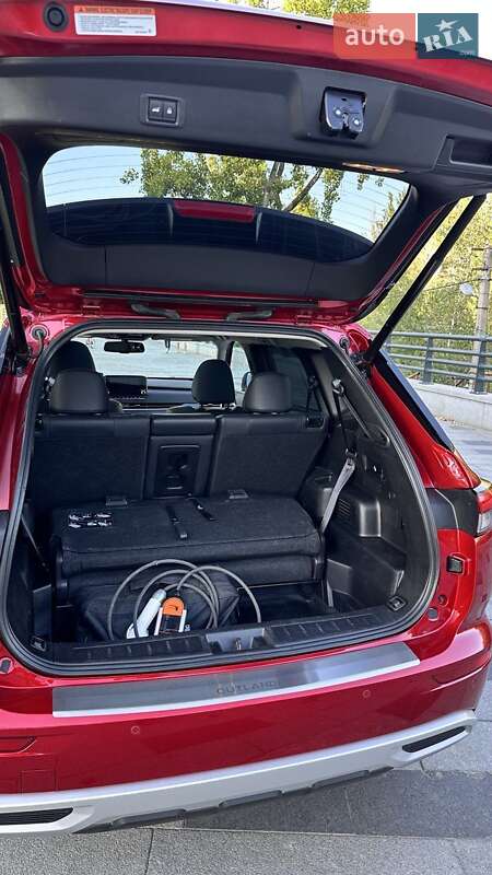 Внедорожник / Кроссовер Mitsubishi Outlander 2023 в Днепре фото 51 Внедорожник / Кроссовер Mitsubishi Outlander 2023 в Днепре