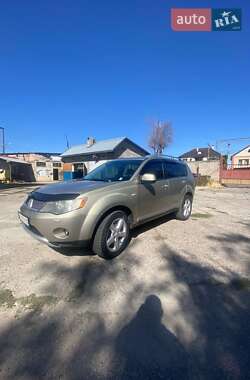 Внедорожник / Кроссовер Mitsubishi Outlander 2007 в 