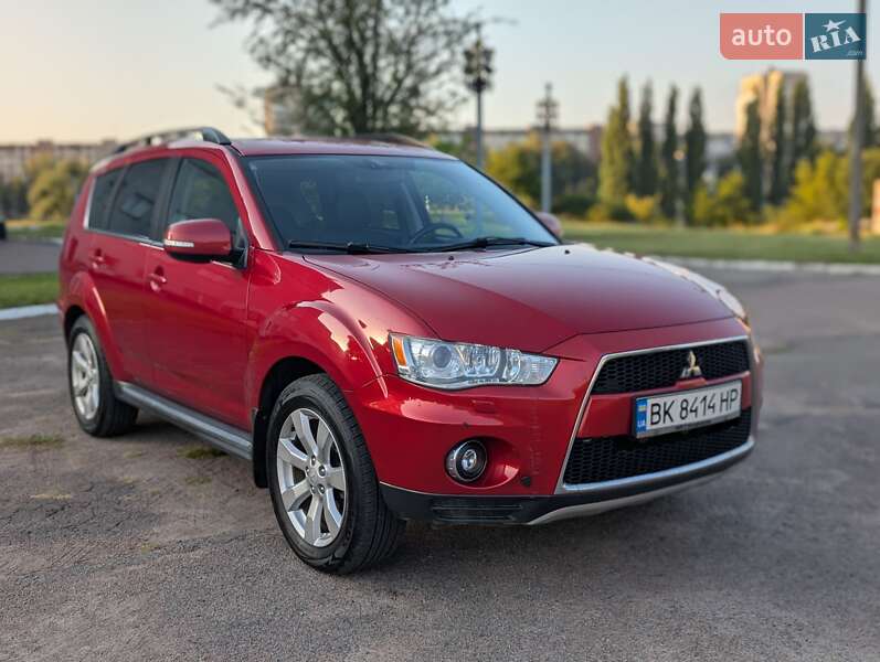 Mitsubishi Outlander 2010