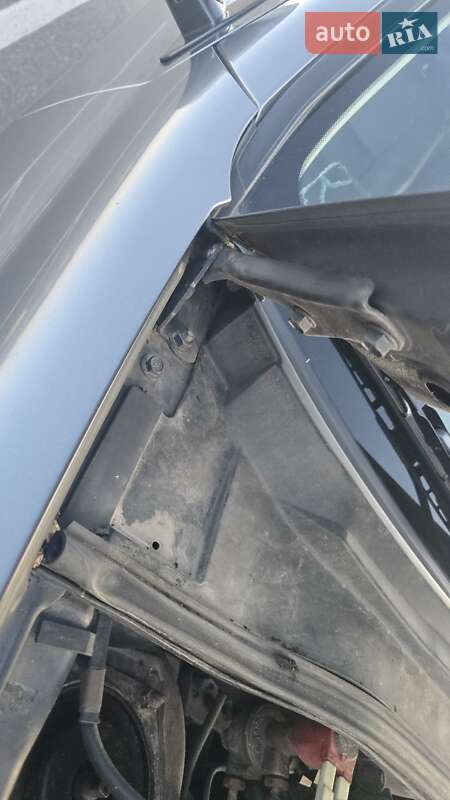 Внедорожник / Кроссовер Mitsubishi Outlander 2007 в Киеве