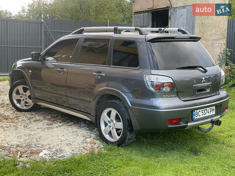 Внедорожник / Кроссовер Mitsubishi Outlander 2006 в Трускавце